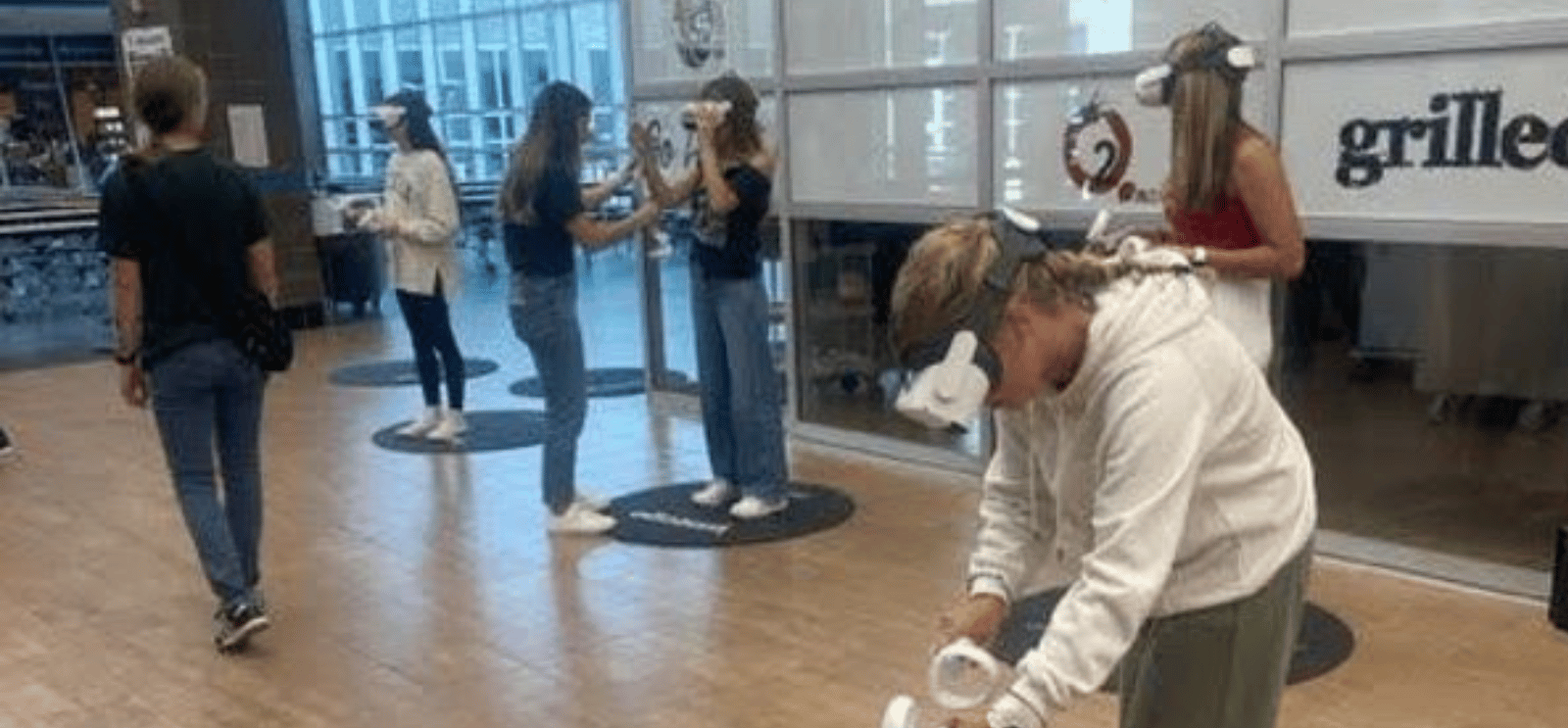 2024 SWWC Health students working with VR equipment